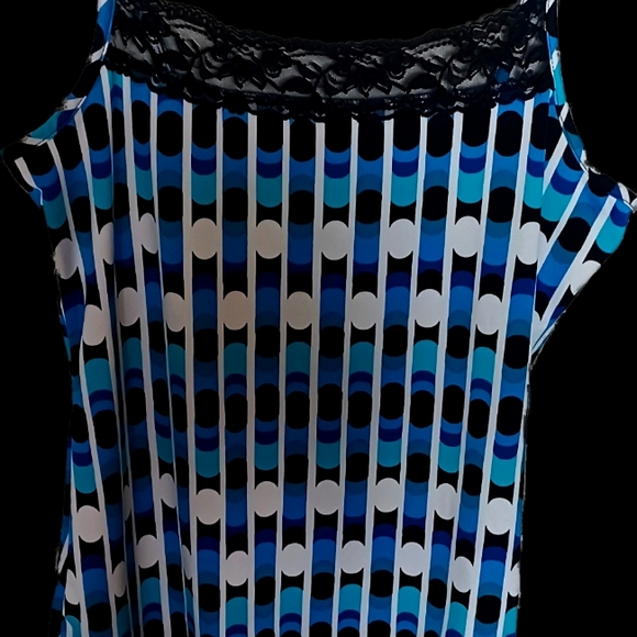 Tank top - Picture 1 of 2